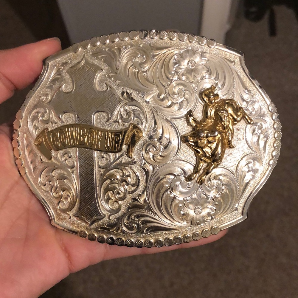 Belt buckle